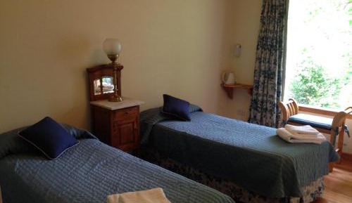 Twin Room with Private Bathroom