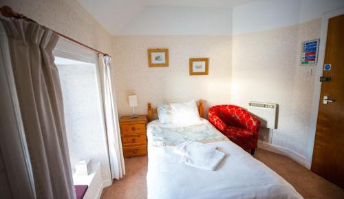 Single Room with Private Bathroom