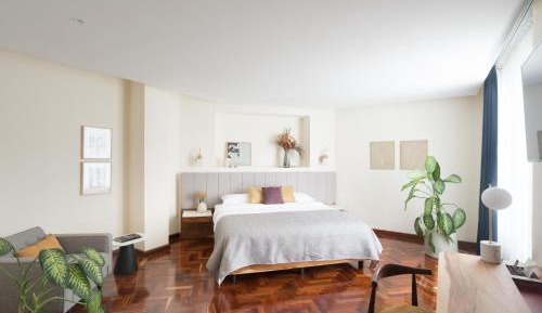 King Suite
