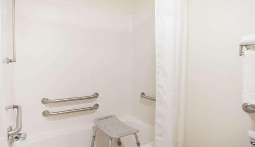 King Room - Disability Access/Non-Smoking