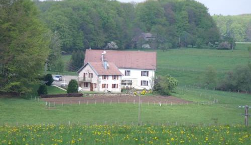 Cottage (5 Adults)