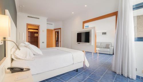 Junior Suite with front Sea View