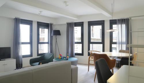 Deluxe Apartment