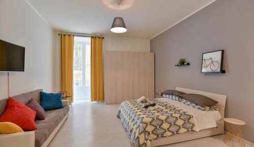 Apartment with Balcony