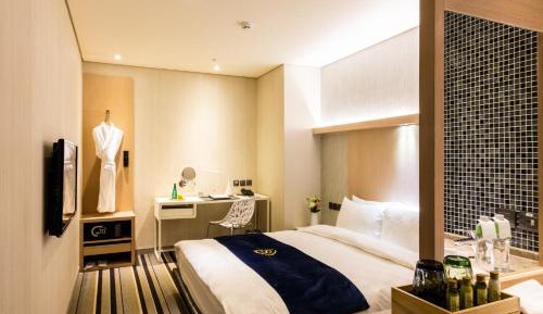 Vogue Double Room without Window (basement)