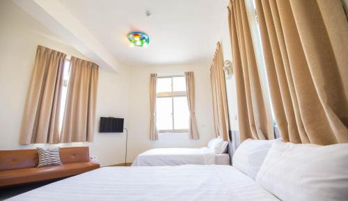 Classic Quadruple Room