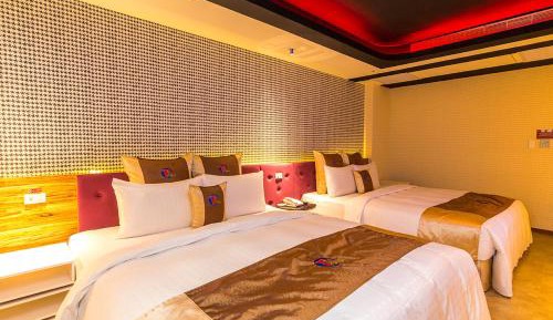 Comfort Quadruple Room with Hot Spring 