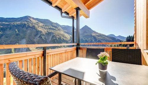 Apartment with Balcony A6