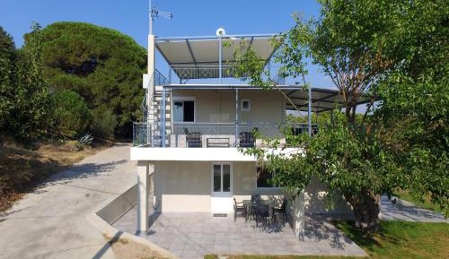 Apartment with Garden View