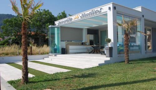 Villa - Beach Front
