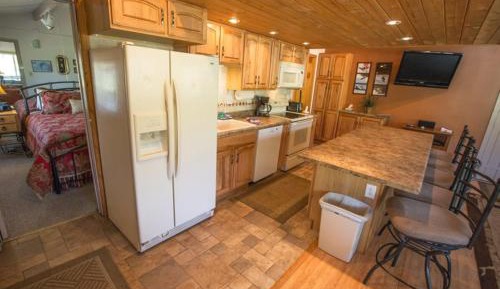 One-Bedroom Condo
