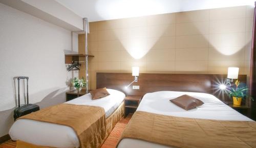 Triple Room