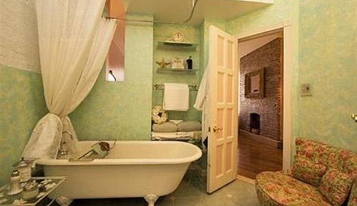 Dandridge - Double Room with Private Bathroom