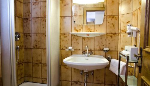 Comfort Single Room