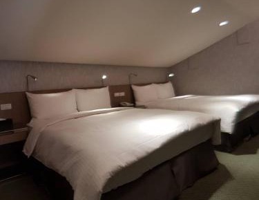 Duplex Quadruple Room