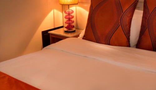 King Room with Spa Bath