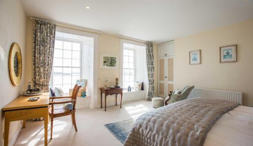 Deluxe Sea View King Room with Sea View Terrace 