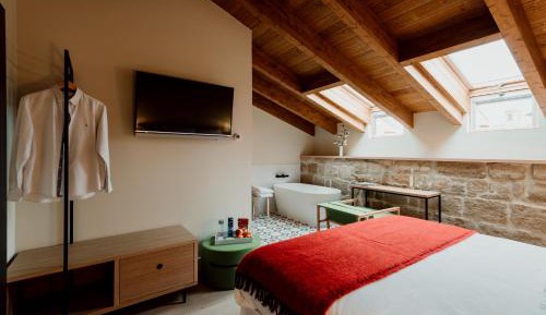 Deluxe Double Room with Bath