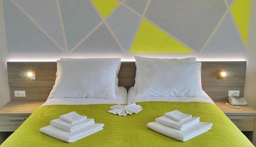 Double Room with Balcony and Sea View