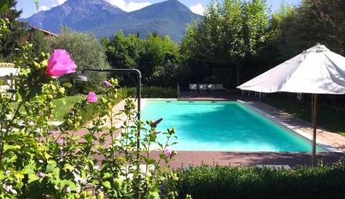 Apartment with Lake View