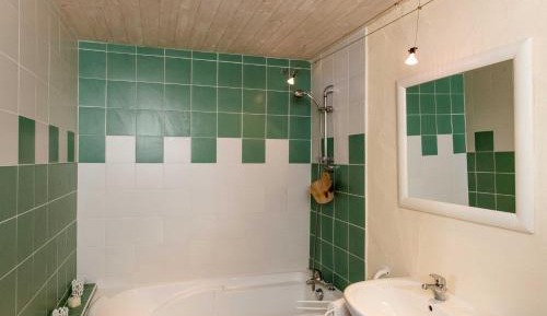 Deluxe Double Room with Bath
