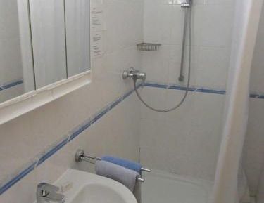 Twin Room with Private Bathroom