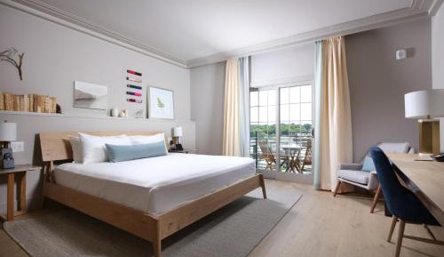 King Room with Balcony