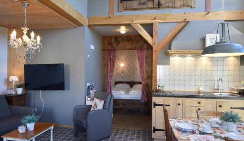 Studio Apartment