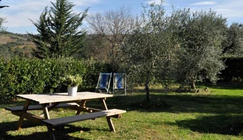 Apartment with Garden View