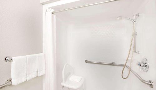 1 Queen Bed, Mobility Accessible Studio Suite, Non-Smoking