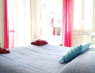 Deluxe Apartment with City View