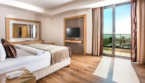 Suite with Sea View