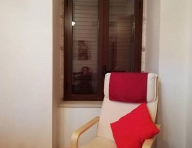 King Room with Roll-In Shower - Disability Access