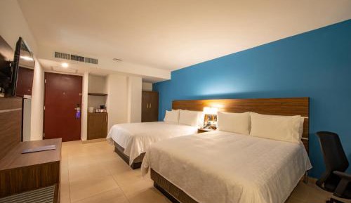Standard Room with Two Queen Beds