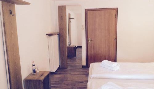 Twin Room with Shared Toilet