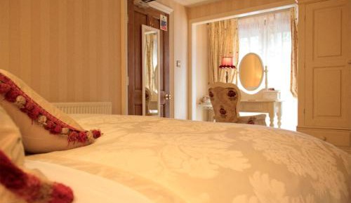 Classic Double or Twin Room