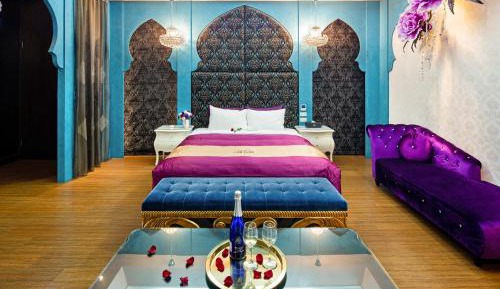 Deluxe Double Room with Bath (Check-in after 20:00)