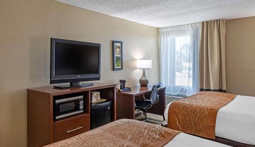 Queen Room with Two Queen Beds - Accessible/Non-Smoking 