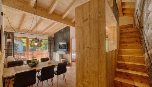 Two-Bedroom Apartment - Split Level