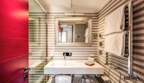 Standard Double or Twin Room - Attic