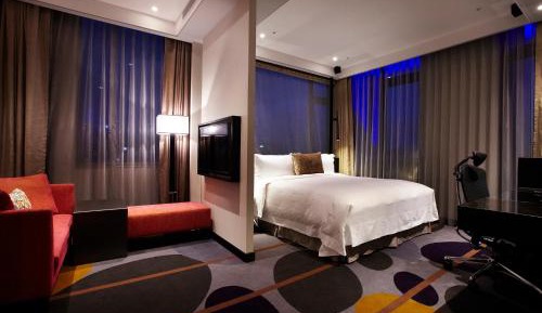 Eagle Suite with Taipei 101 View