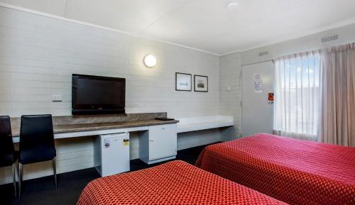 Standard Queen Room
