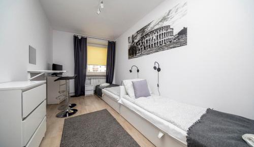 Standard Twin Room with Shared Bathroom