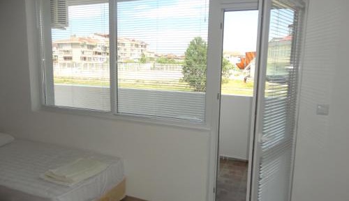 One-Bedroom Apartment with Terrace