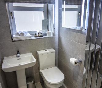 Double Room with Shower