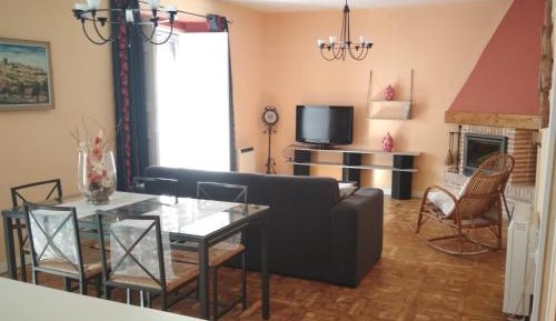 Holiday Home " 3 bedroom independent House "