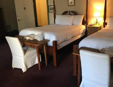 Queen Room