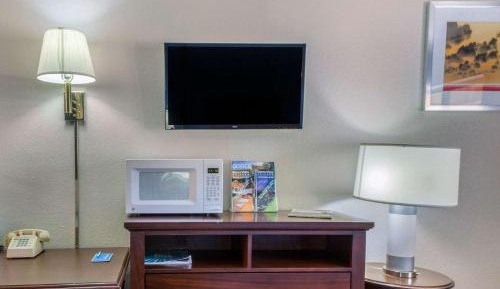 King Room - Accessible/Non-Smoking