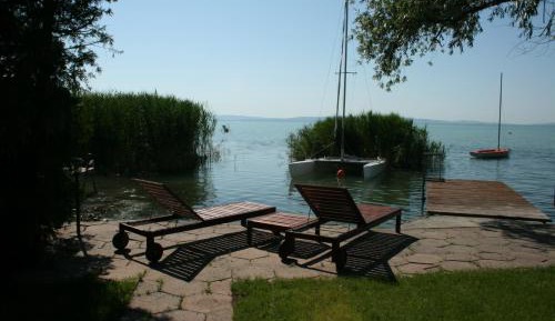 Villa - Beach Front