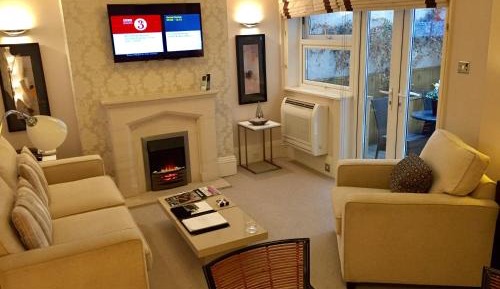 Superior One-Bedroom Apartment